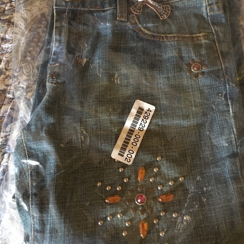 NWT Swarovski & Jewel Streets Ahead Boho Jeans - Picture 2 of 10